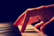 法国客场大胜波兰，小组头名如愿